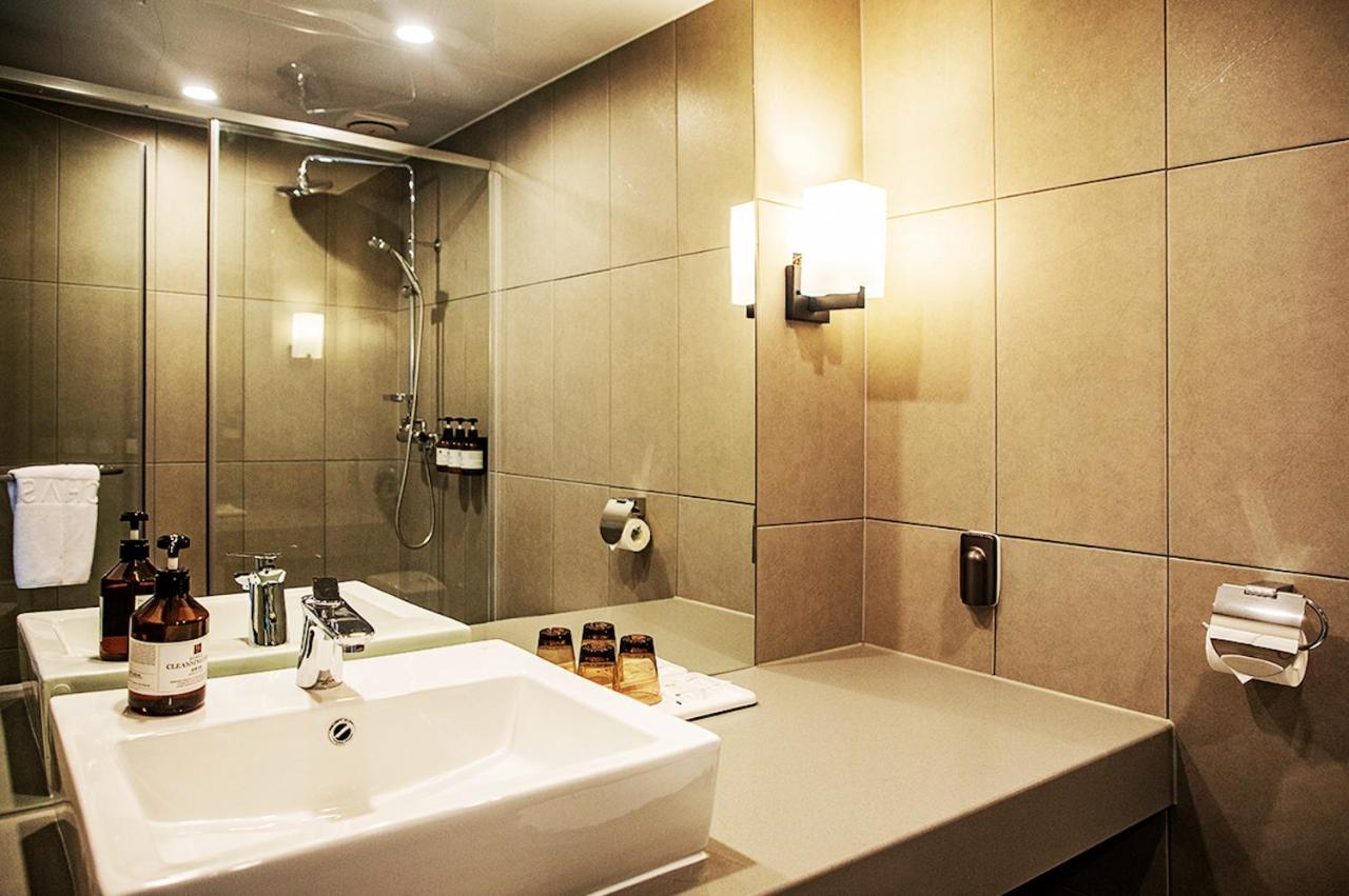 Jeju Pureun Hotel Seogwipo Extérieur photo