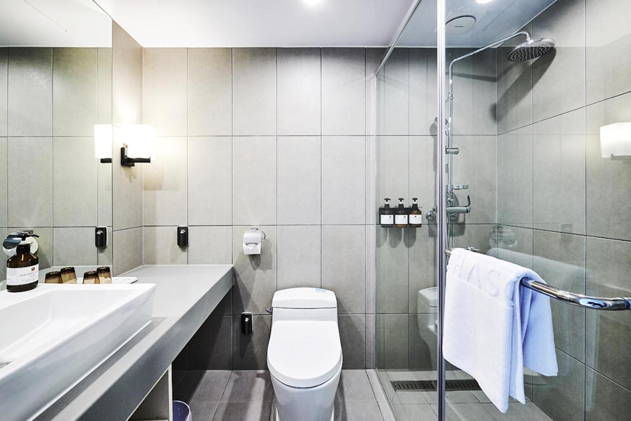 Jeju Pureun Hotel Seogwipo Extérieur photo