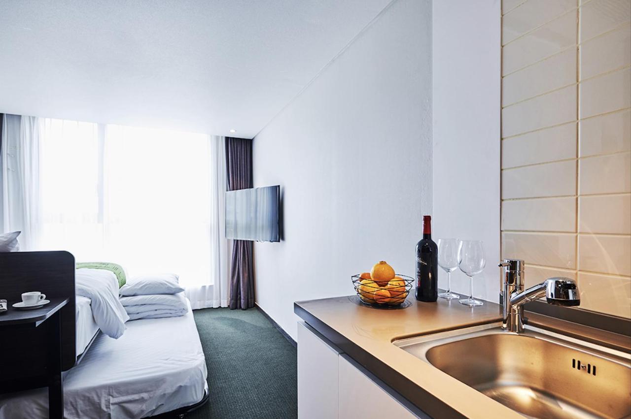 Jeju Pureun Hotel Seogwipo Extérieur photo